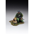 V008B SS Guard with dog